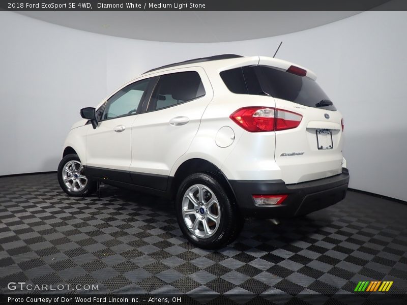 Diamond White / Medium Light Stone 2018 Ford EcoSport SE 4WD