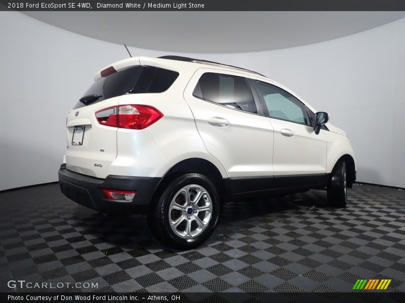 Diamond White / Medium Light Stone 2018 Ford EcoSport SE 4WD