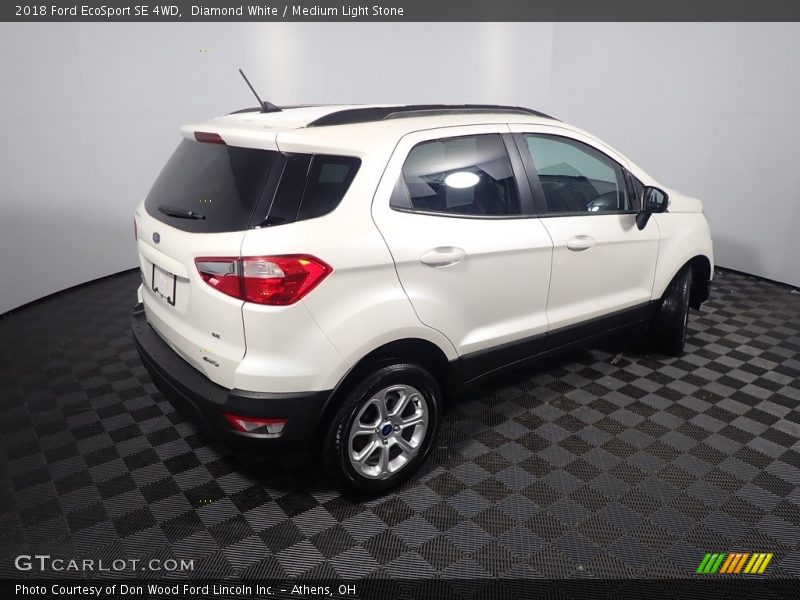 Diamond White / Medium Light Stone 2018 Ford EcoSport SE 4WD