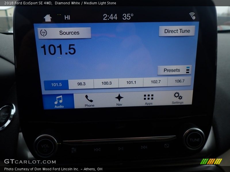 Diamond White / Medium Light Stone 2018 Ford EcoSport SE 4WD