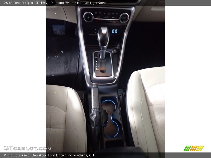 Diamond White / Medium Light Stone 2018 Ford EcoSport SE 4WD