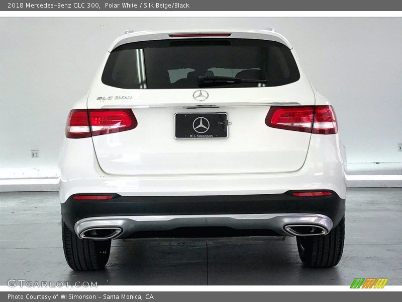 Polar White / Silk Beige/Black 2018 Mercedes-Benz GLC 300