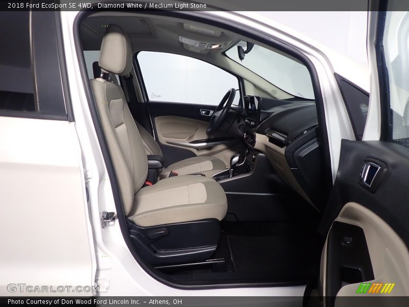 Diamond White / Medium Light Stone 2018 Ford EcoSport SE 4WD