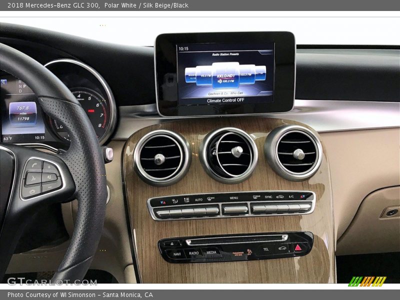 Polar White / Silk Beige/Black 2018 Mercedes-Benz GLC 300