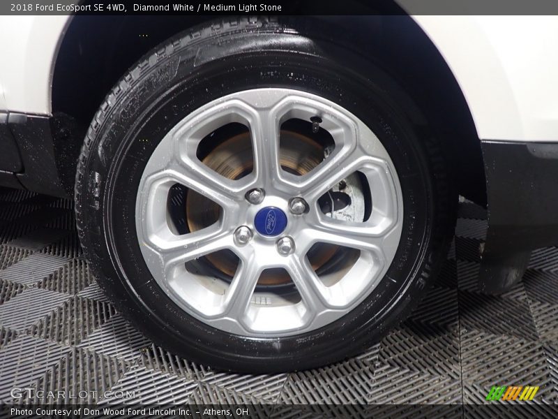 Diamond White / Medium Light Stone 2018 Ford EcoSport SE 4WD