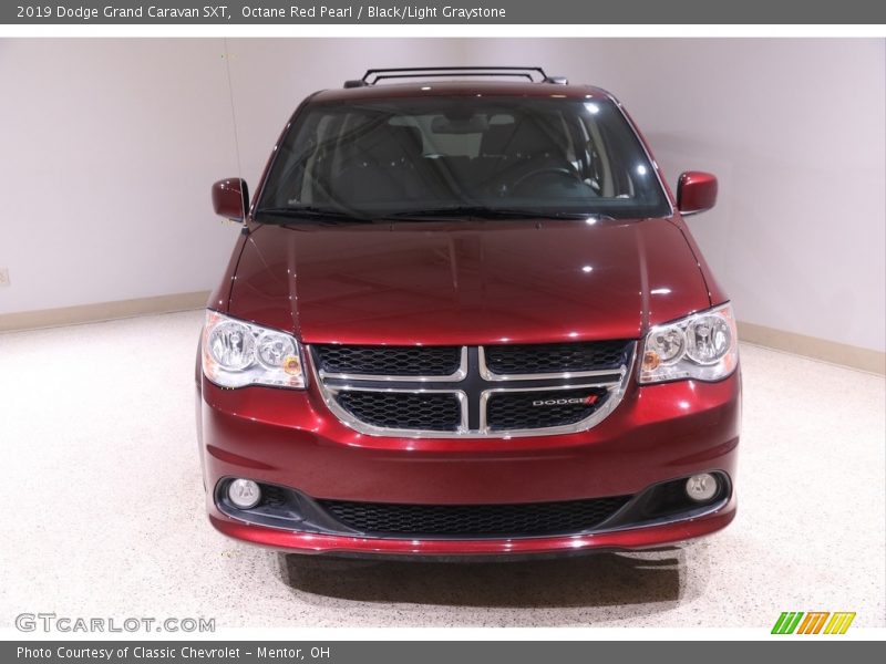 Octane Red Pearl / Black/Light Graystone 2019 Dodge Grand Caravan SXT