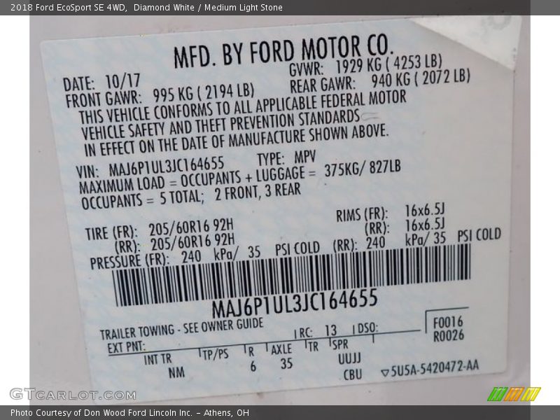Diamond White / Medium Light Stone 2018 Ford EcoSport SE 4WD