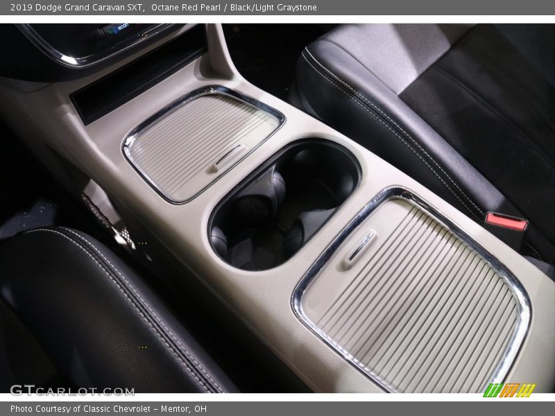 Octane Red Pearl / Black/Light Graystone 2019 Dodge Grand Caravan SXT