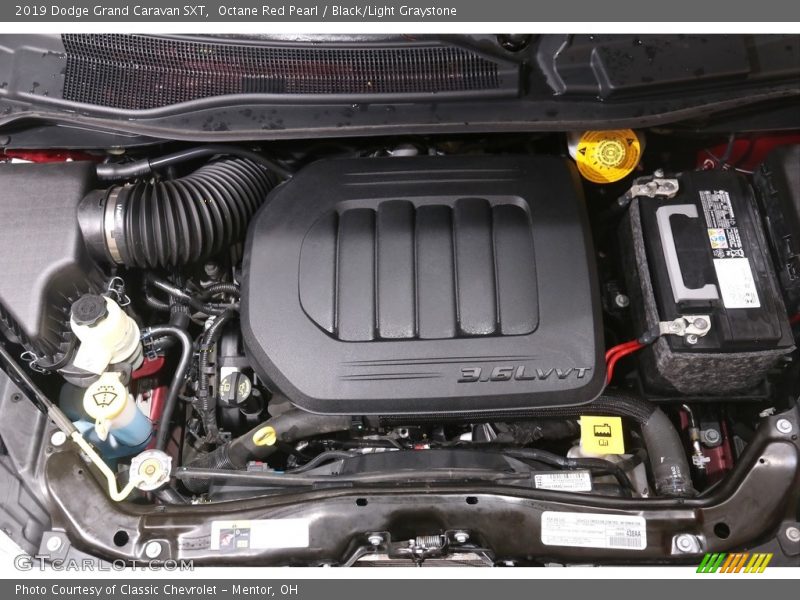 Octane Red Pearl / Black/Light Graystone 2019 Dodge Grand Caravan SXT