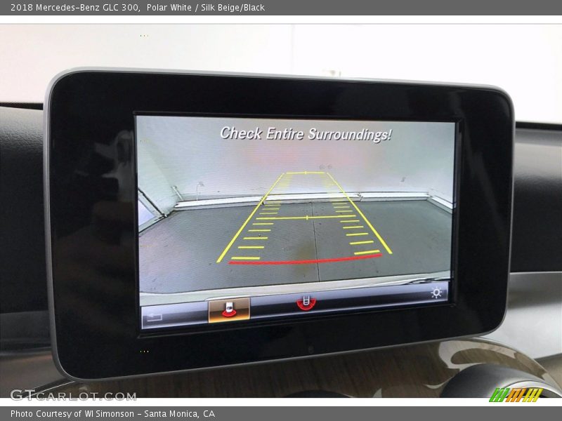 Polar White / Silk Beige/Black 2018 Mercedes-Benz GLC 300