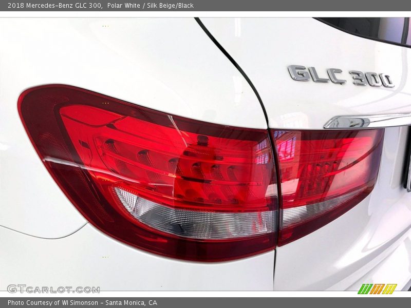 Polar White / Silk Beige/Black 2018 Mercedes-Benz GLC 300