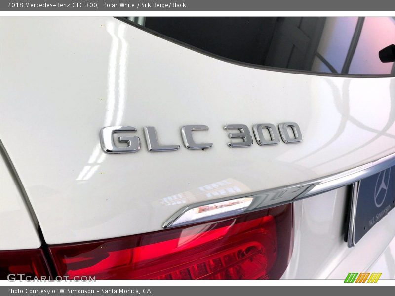 Polar White / Silk Beige/Black 2018 Mercedes-Benz GLC 300