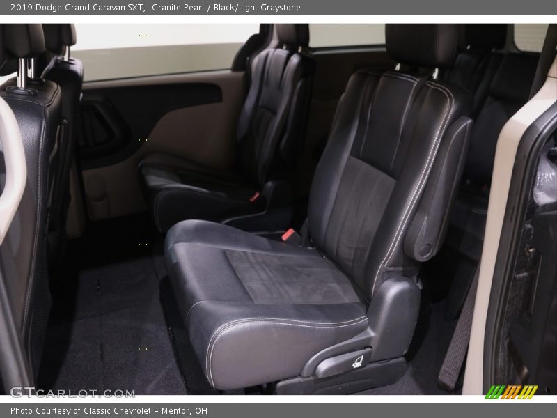 Granite Pearl / Black/Light Graystone 2019 Dodge Grand Caravan SXT