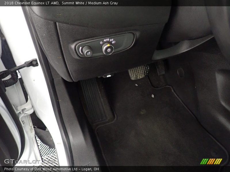 Summit White / Medium Ash Gray 2018 Chevrolet Equinox LT AWD