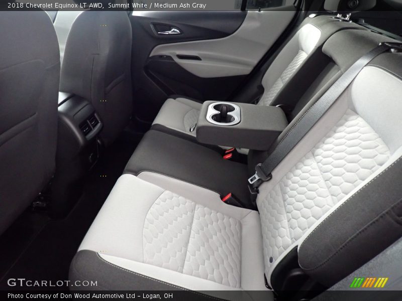 Summit White / Medium Ash Gray 2018 Chevrolet Equinox LT AWD