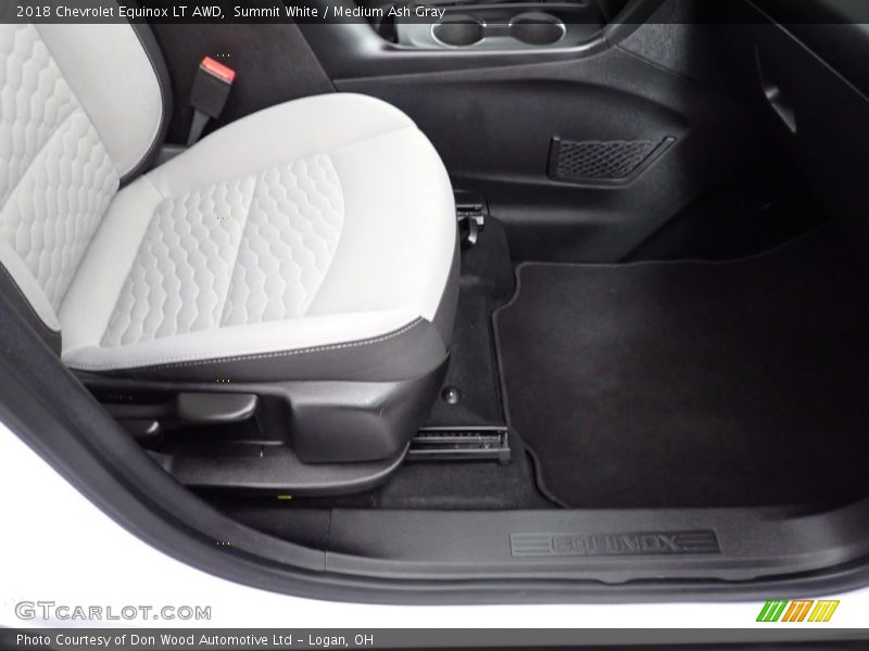 Summit White / Medium Ash Gray 2018 Chevrolet Equinox LT AWD