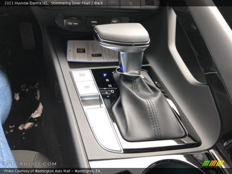 Shimmering Silver Pearl / Black 2021 Hyundai Elantra SEL