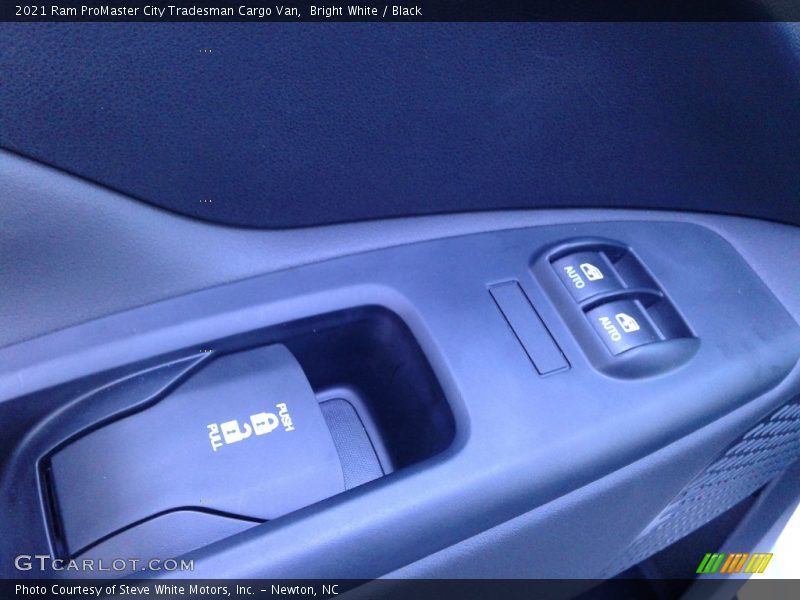 Bright White / Black 2021 Ram ProMaster City Tradesman Cargo Van