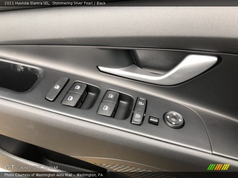 Shimmering Silver Pearl / Black 2021 Hyundai Elantra SEL