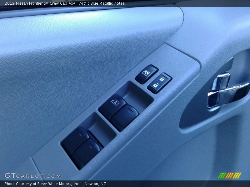 Arctic Blue Metallic / Steel 2019 Nissan Frontier SV Crew Cab 4x4