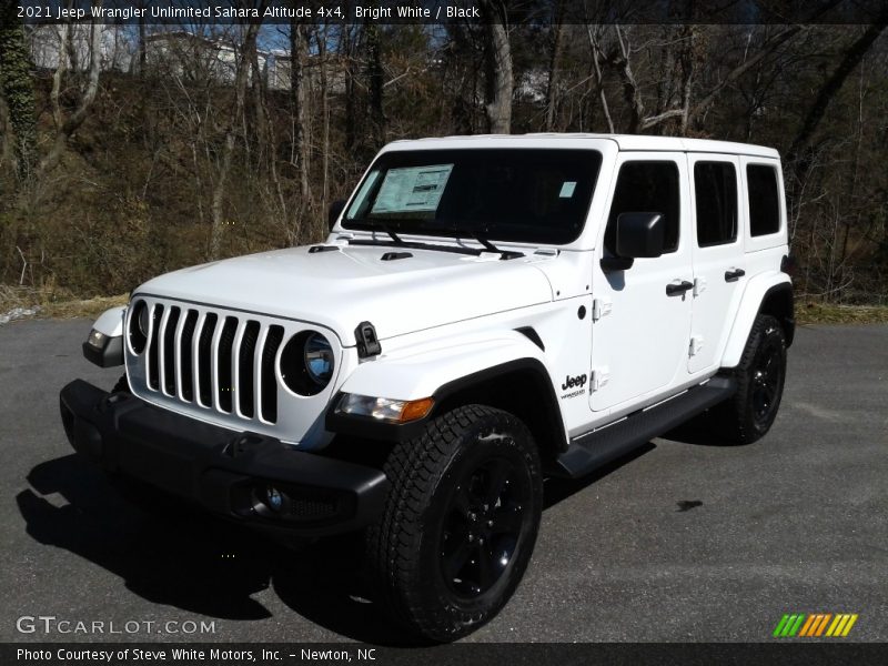 Bright White / Black 2021 Jeep Wrangler Unlimited Sahara Altitude 4x4