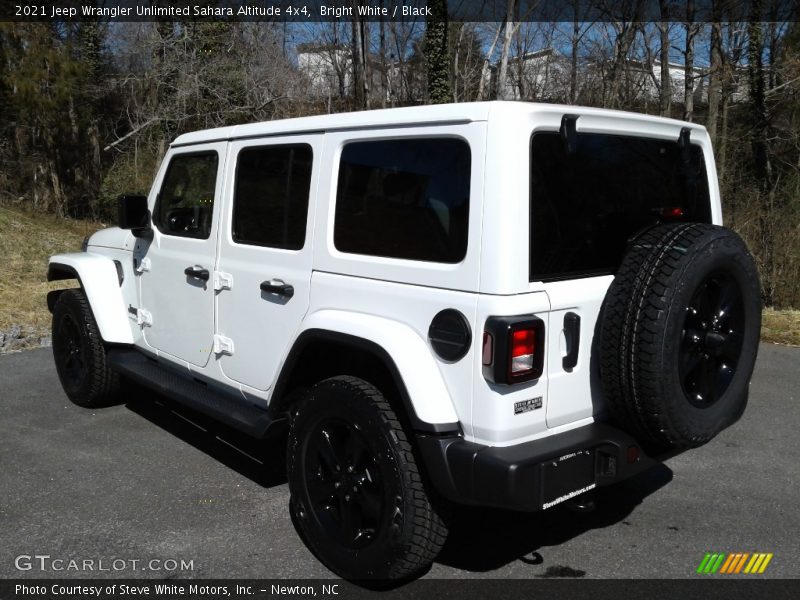 Bright White / Black 2021 Jeep Wrangler Unlimited Sahara Altitude 4x4