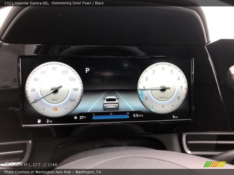 Shimmering Silver Pearl / Black 2021 Hyundai Elantra SEL