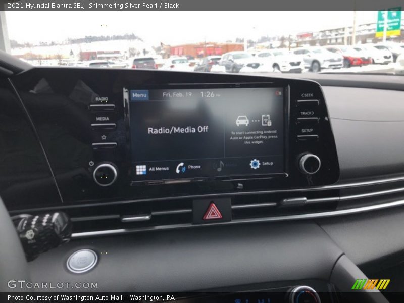 Shimmering Silver Pearl / Black 2021 Hyundai Elantra SEL