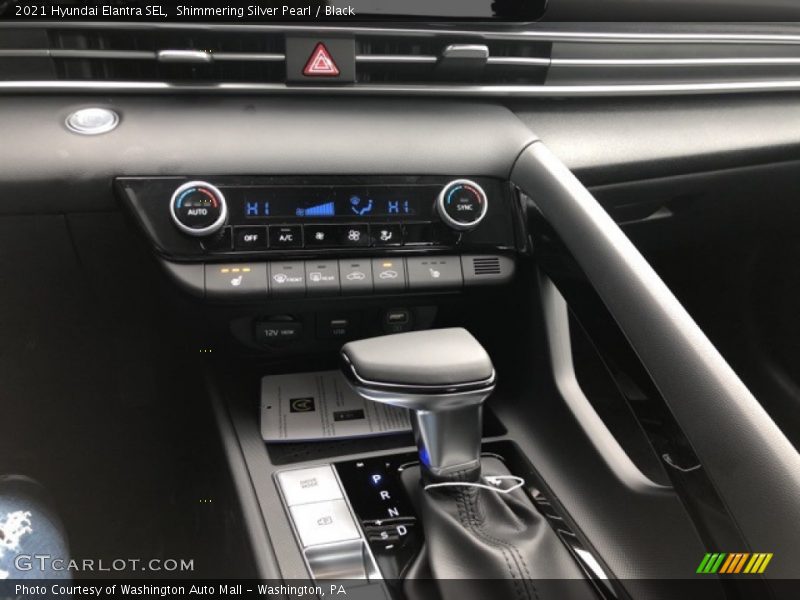 Shimmering Silver Pearl / Black 2021 Hyundai Elantra SEL