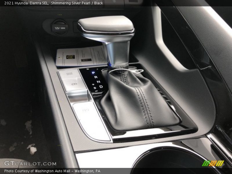 Shimmering Silver Pearl / Black 2021 Hyundai Elantra SEL