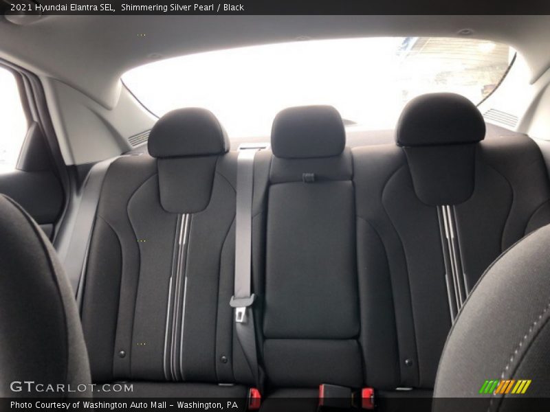 Shimmering Silver Pearl / Black 2021 Hyundai Elantra SEL