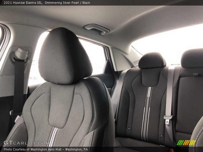 Shimmering Silver Pearl / Black 2021 Hyundai Elantra SEL