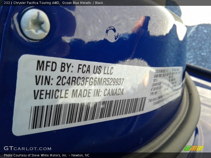 Ocean Blue Metallic / Black 2021 Chrysler Pacifica Touring AWD