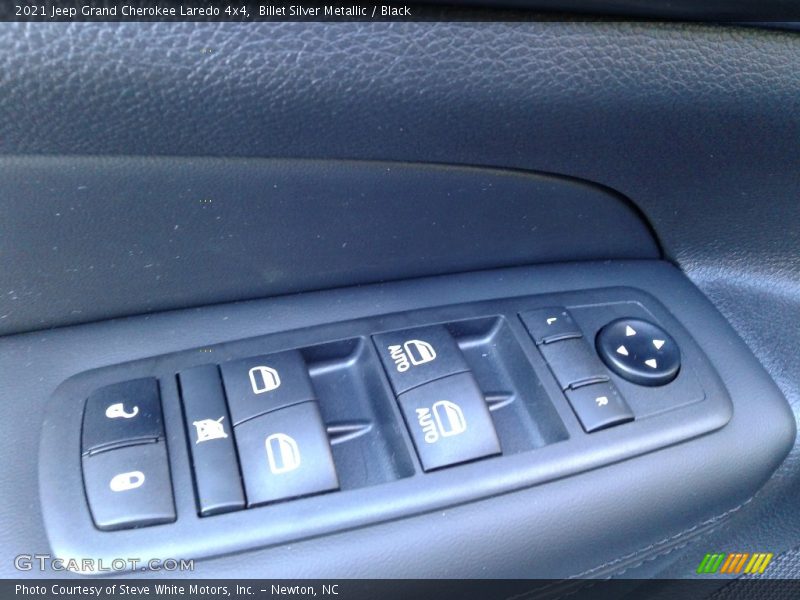 Billet Silver Metallic / Black 2021 Jeep Grand Cherokee Laredo 4x4