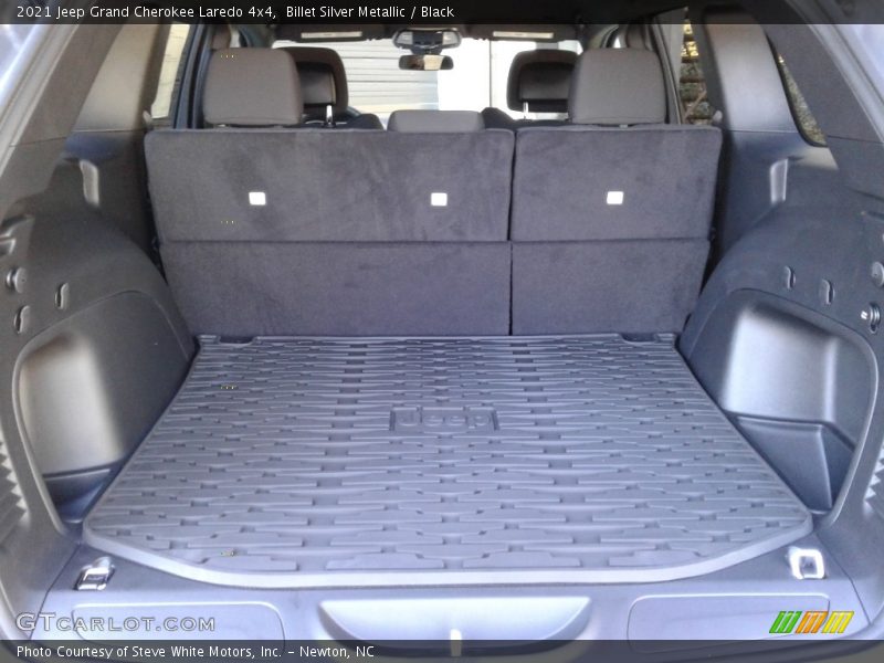 Billet Silver Metallic / Black 2021 Jeep Grand Cherokee Laredo 4x4