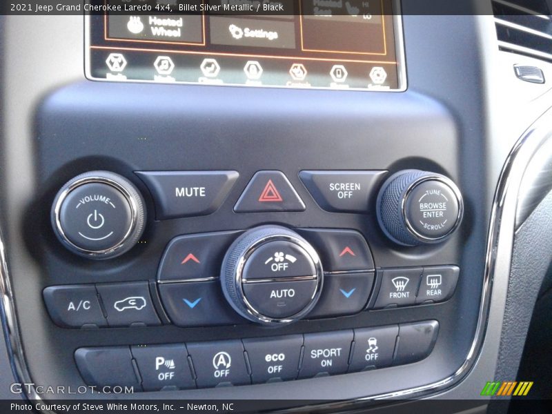 Billet Silver Metallic / Black 2021 Jeep Grand Cherokee Laredo 4x4