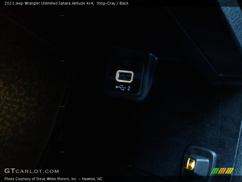 Sting-Gray / Black 2021 Jeep Wrangler Unlimited Sahara Altitude 4x4