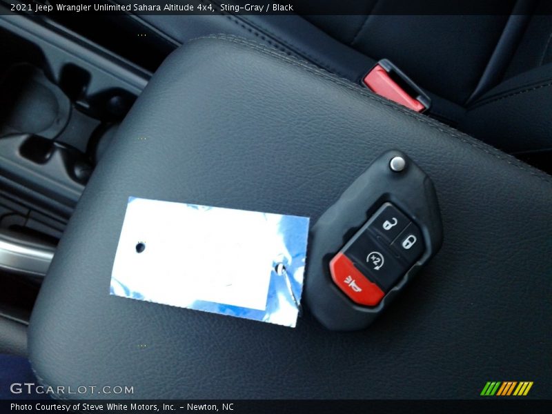 Sting-Gray / Black 2021 Jeep Wrangler Unlimited Sahara Altitude 4x4