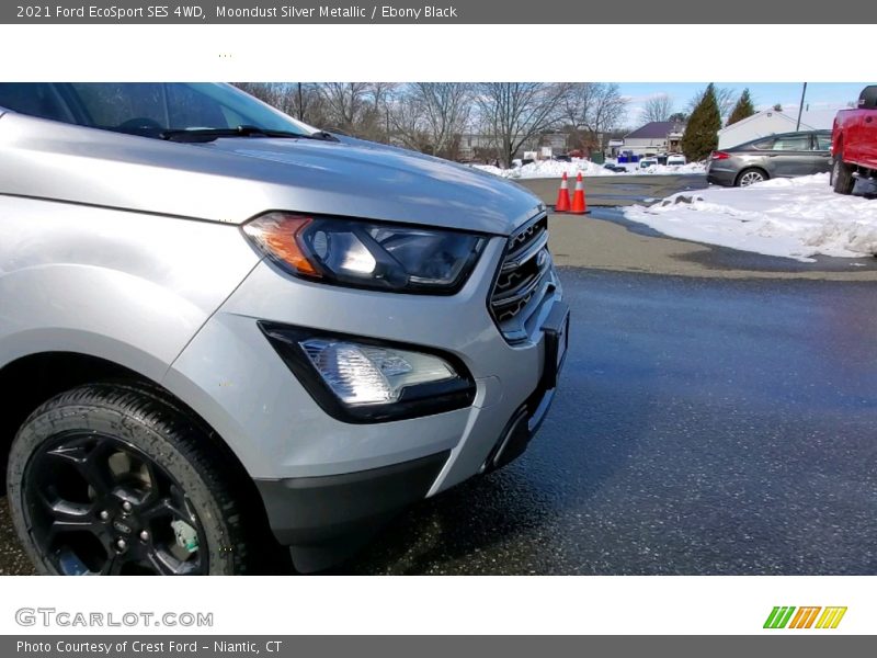 Moondust Silver Metallic / Ebony Black 2021 Ford EcoSport SES 4WD