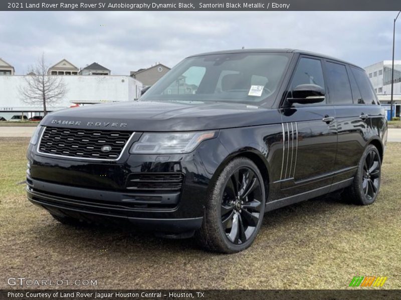 Front 3/4 View of 2021 Range Rover SV Autobiography Dynamic Black