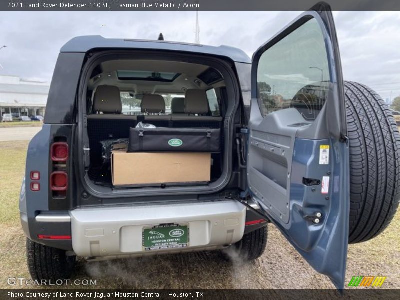 Tasman Blue Metallic / Acorn 2021 Land Rover Defender 110 SE