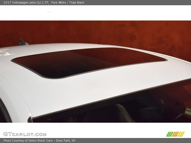 Pure White / Titan Black 2017 Volkswagen Jetta GLI 2.0T