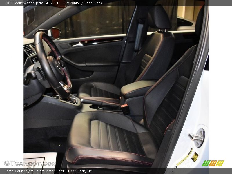 Pure White / Titan Black 2017 Volkswagen Jetta GLI 2.0T