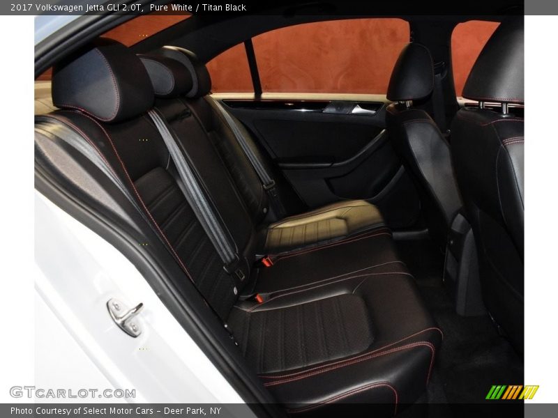 Pure White / Titan Black 2017 Volkswagen Jetta GLI 2.0T