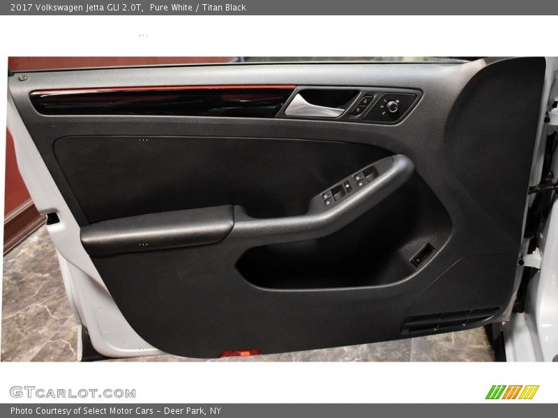 Pure White / Titan Black 2017 Volkswagen Jetta GLI 2.0T