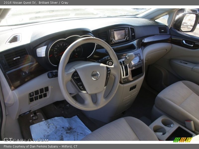 Brilliant Silver / Gray 2016 Nissan Quest SV