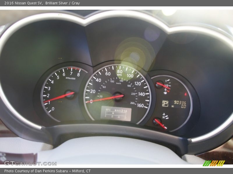 Brilliant Silver / Gray 2016 Nissan Quest SV