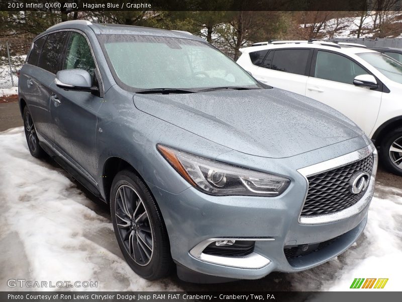 Front 3/4 View of 2016 QX60 AWD