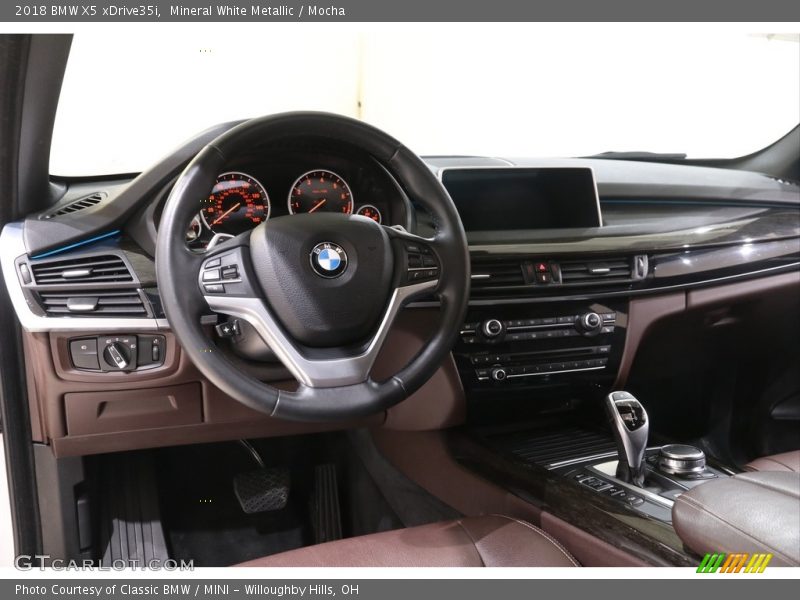 Mineral White Metallic / Mocha 2018 BMW X5 xDrive35i