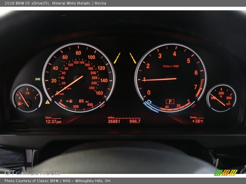 Mineral White Metallic / Mocha 2018 BMW X5 xDrive35i